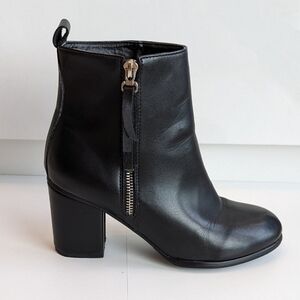 Black leather block heel booties 8.5